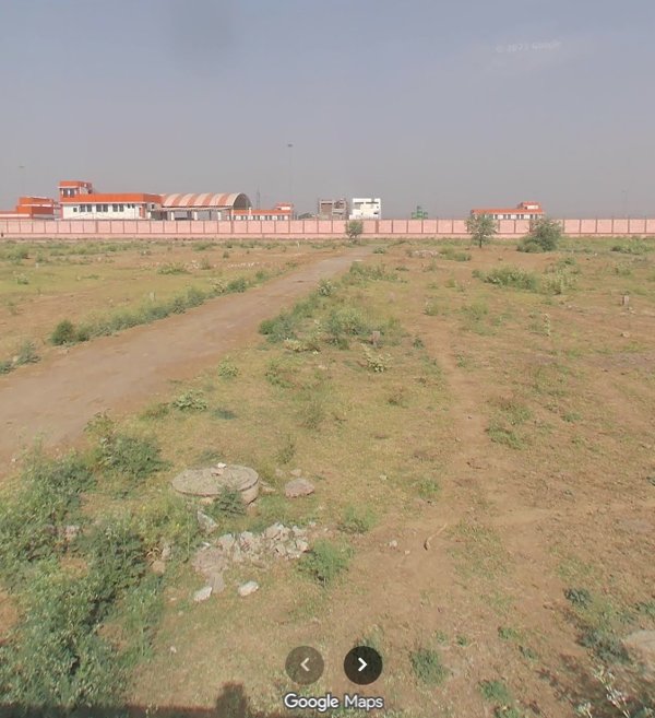 Rohini Sector 37 Plot for Sale - C1 | 510b Side View